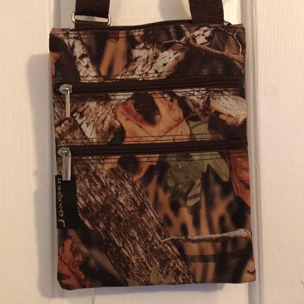 Crossbody bag